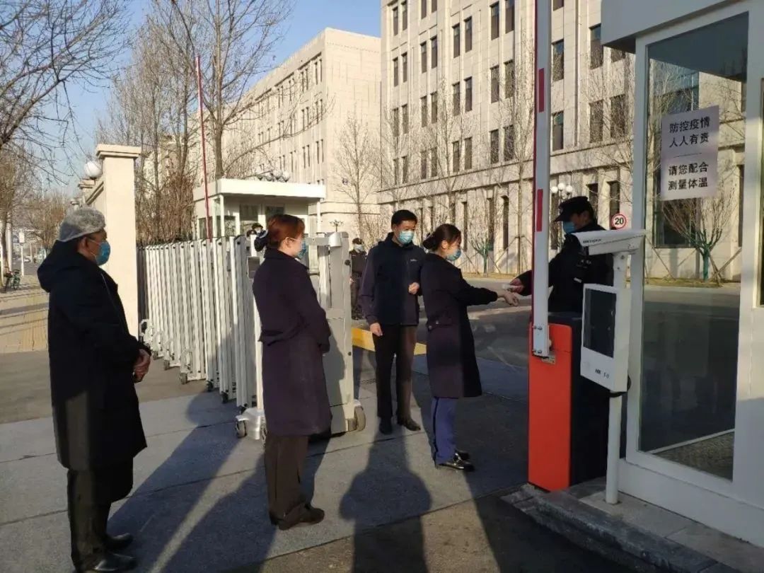 02.jpg