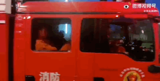 05.gif 05.gif